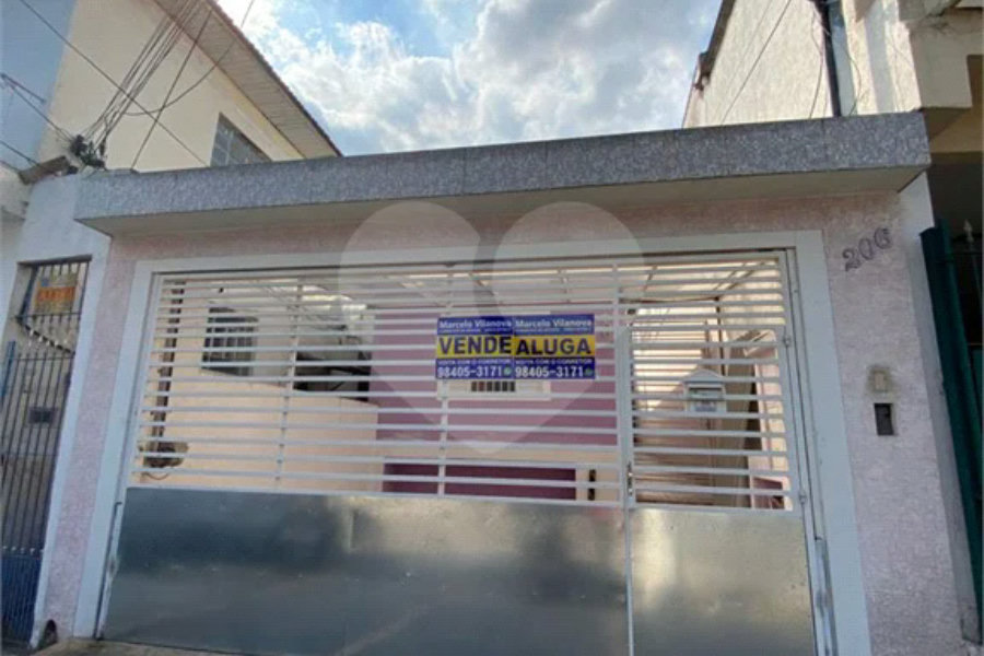 Casa térrea à venda na região do Imirim, 2 dormitórios, 2 vagas de garagem!