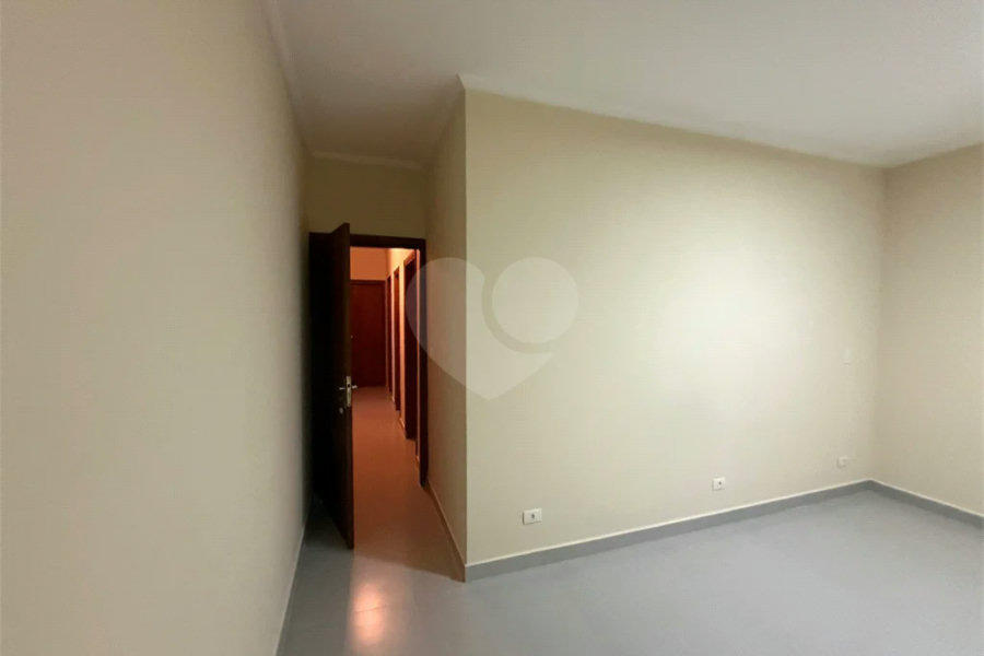 Casa à venda no Bairro Nova Piracicaba Casa à venda 3 dormitórios, 304m2 - Bairro Nova Piracicaba - Piracicaba, SP Casa à venda 3 dormitórios, 304m2 - Bairro Nova Piracicaba - Piracicaba, SP
