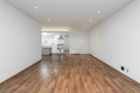 Apartamento à venda ou para alugar com 3 quartos, sendo 1 suíte, em Itaim Bibi, São Paulo, SP