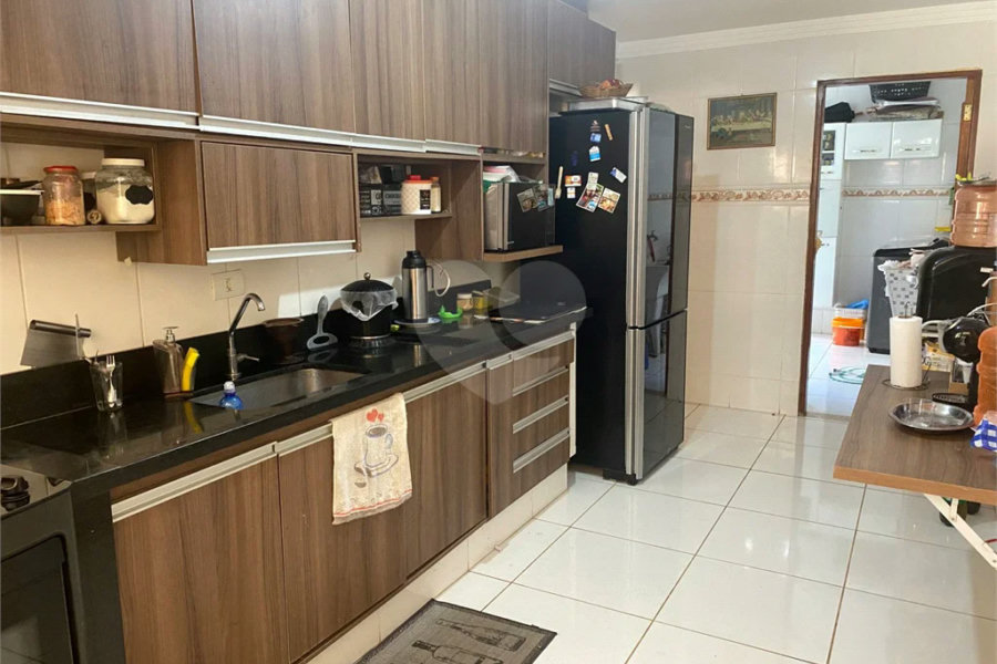 Casa à venda com 5 quartos no bairro Jardim Santa Silvia em Piracicaba/SP.