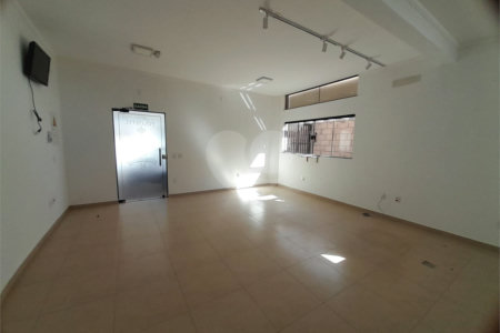Galpão Industrial no Jardim Tangará - 1.714,91 m² de Área Útil