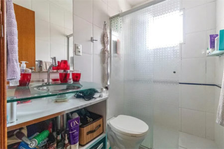 Sobrado com 3 quartos, 3 vagas de garagem e churrasqueira no Butantã