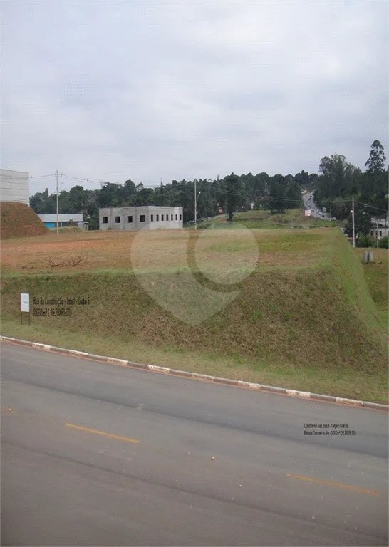 Terreno industrial de 3.000 m² à venda em Cotia/SP