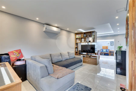 Casa à venda com 3 quartos, sendo 1 suíte, no condomínio Terrara Townhouses, São Paulo - SP