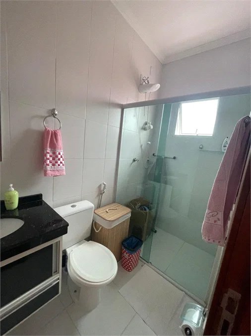 Casa à venda com 2 suítes no condomínio Cotia, Cotia - SP