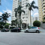 Vende-se Apartamento de 2 Quartos com Sacada na Vila Mascote
