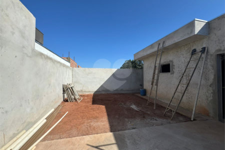 Casa á venda, com 03 Dormitórios, sendo 1 suíte, no Condomínio Recanto do Sábia em São Carlos-SP