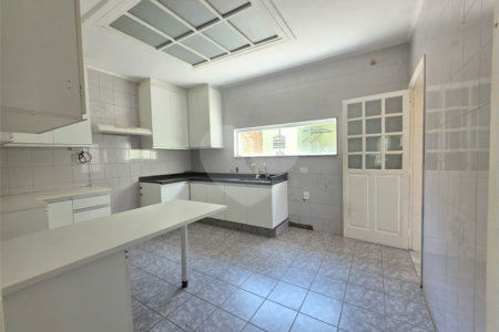 Casa a Venda no Aquários em Vinhedo/SP