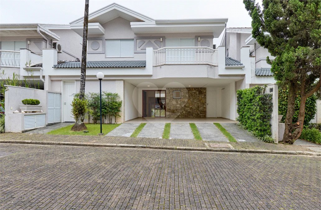 Casa de condomínio 4 suítes a venda no Alto da Boa Vista