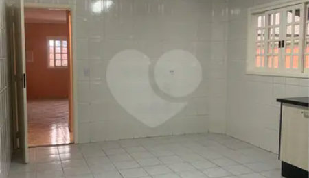 Sobrado à venda com 3 quartos, sendo 1 suíte,  em Pirituba, São Paulo, SP