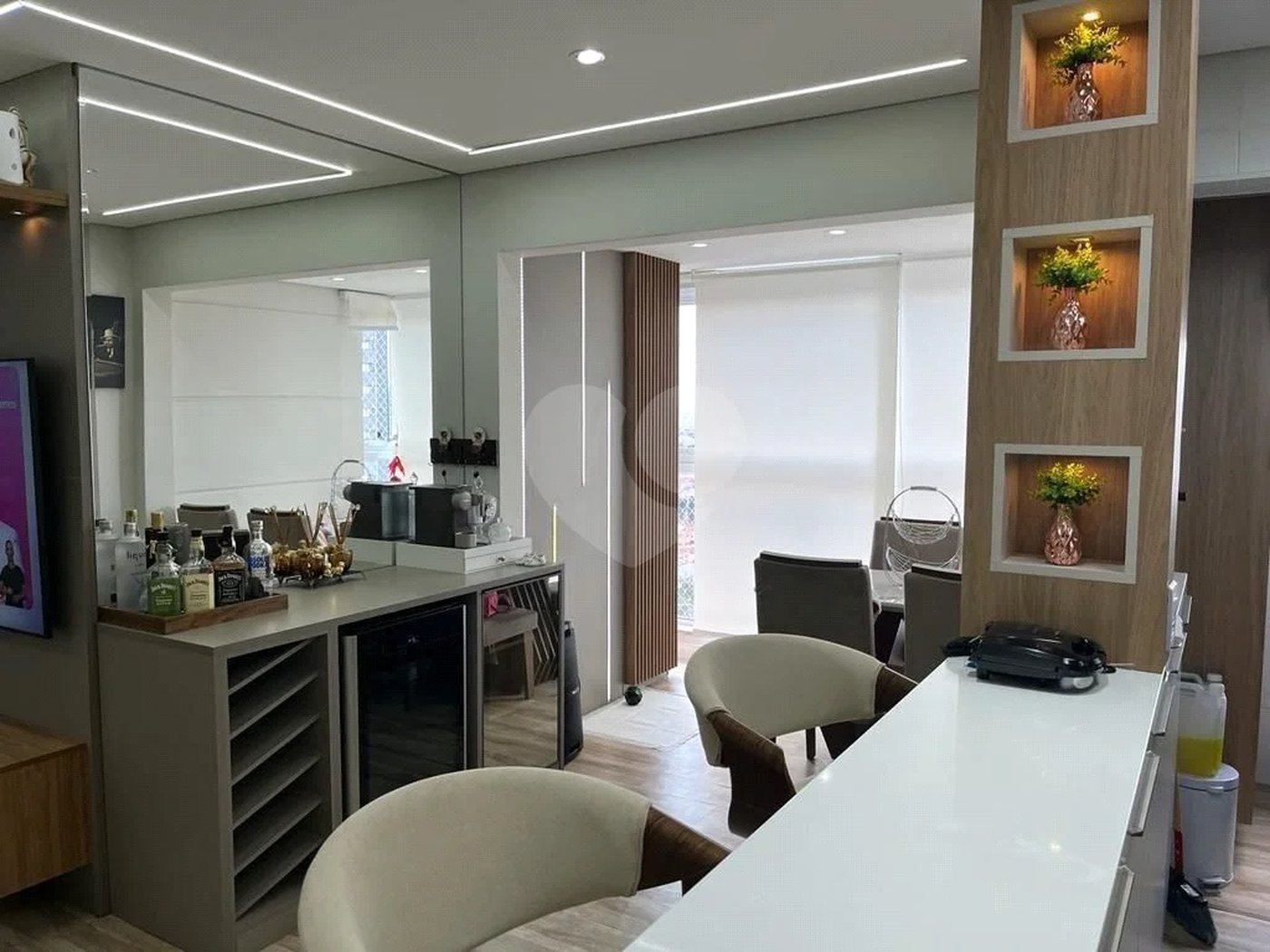 Apartamento com 2 dormitórios , sendo 1 suíte , 2 vagas , à venda no bairro Jardim , em Santo André.