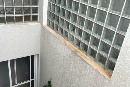 Apto de 230m² no Cambuci com 3 dorms, 5 vagas, 3 suítes. Estudo permuta.