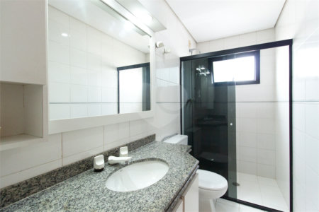 Apartamento a Venda na Chácara Santo Antônio, 163 m², 3 suítes, 2 vagas,, lazer e próximo ao parque