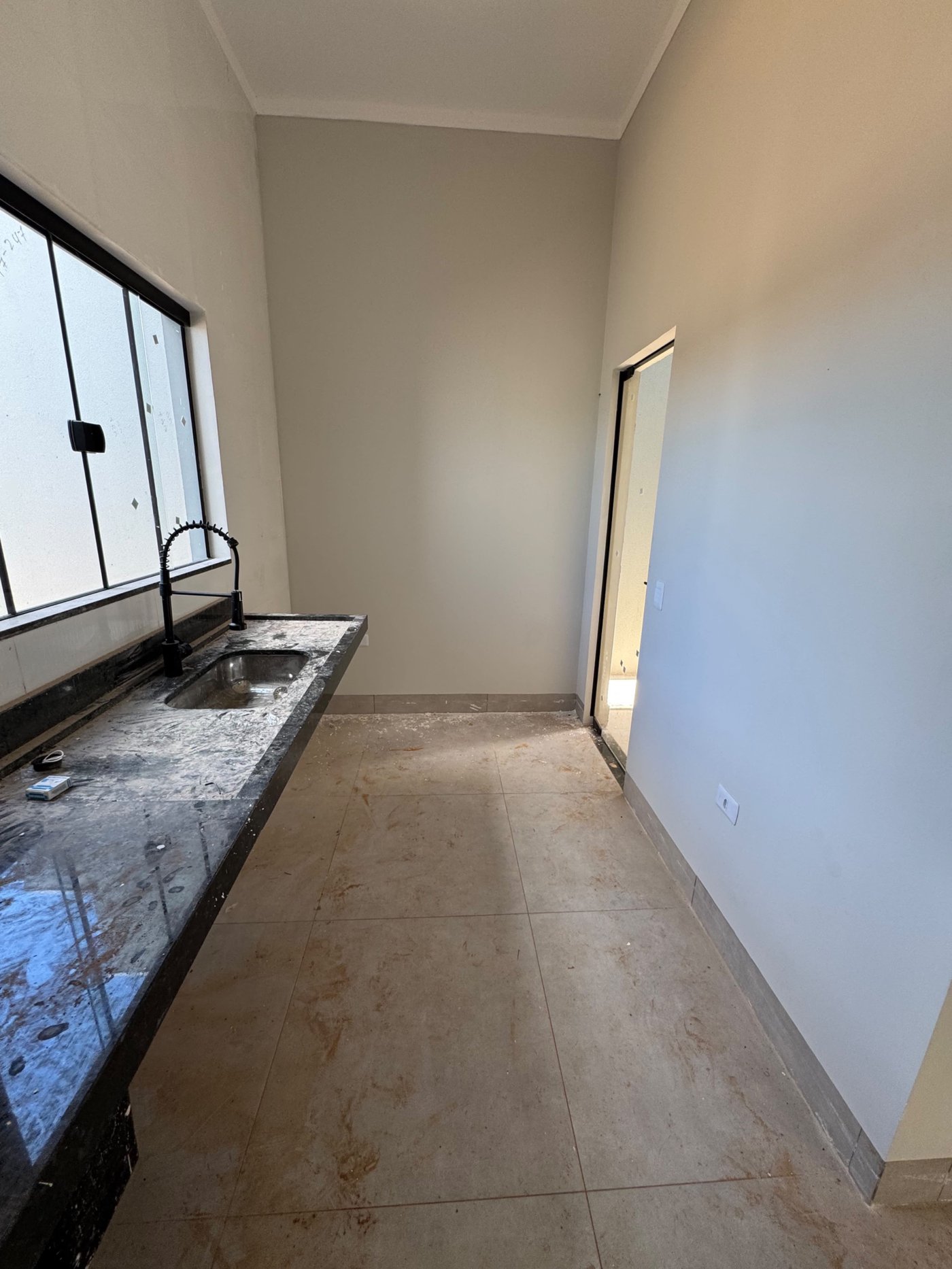 Casa à venda com 2 quartos, sendo 1 suíte,  em Jardim Bela Vista, Três Lagoas, MS