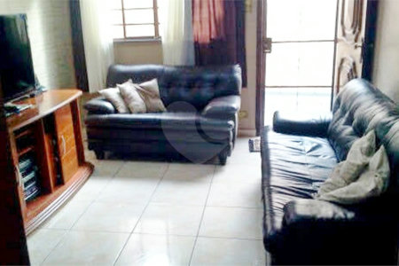 Casa Térrea de Vila - 2 Quartos / 2 Vagas - metrô Alto do Ipiranga
