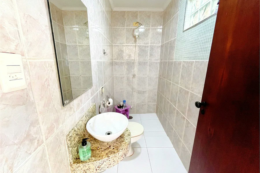 Casa à venda com 4 quartos, sendo 1 suíte,  em Loteamento Santa Rosa, Piracicaba, SP