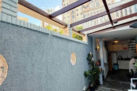 Casa para venda em Jardim Peri Peri com 3 quartos, sendo 1 suíte, 149m²