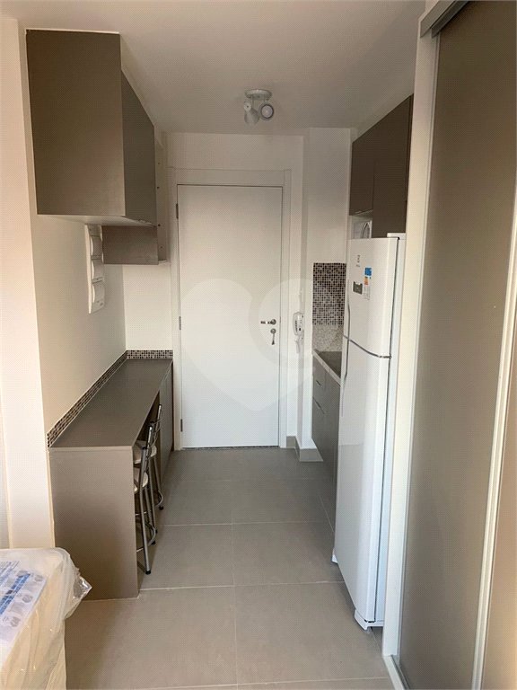 Apartamento Studio para locação no Brás de 19 metros quadrados mobiliado.