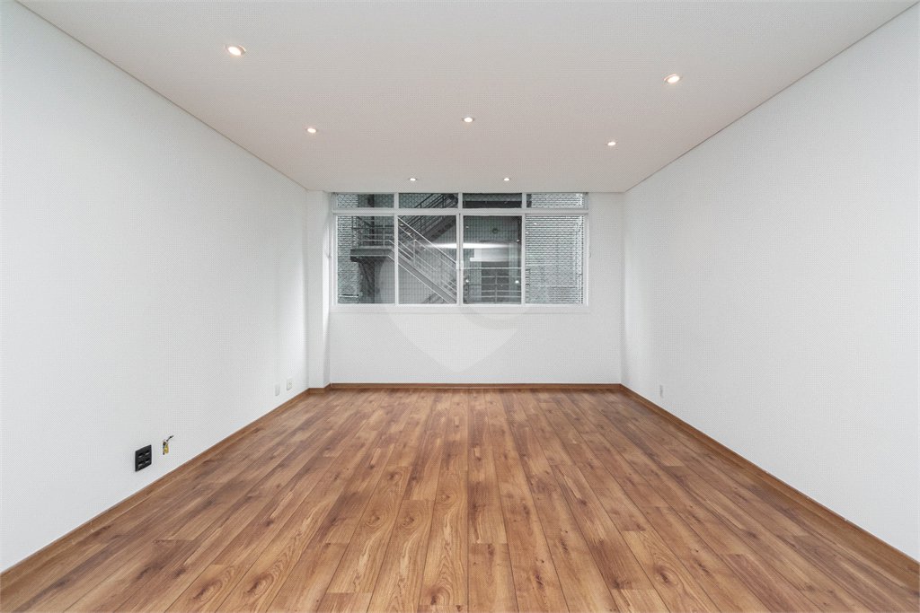 Apartamento à venda ou para alugar com 3 quartos, sendo 1 suíte, em Itaim Bibi, São Paulo, SP