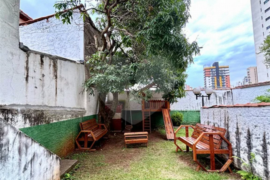 Sobrado com 3 dormitórios,1 suite, Quintal gourmet, 4 vagas à Venda no bairro Parada Inglesa em São Paulo.