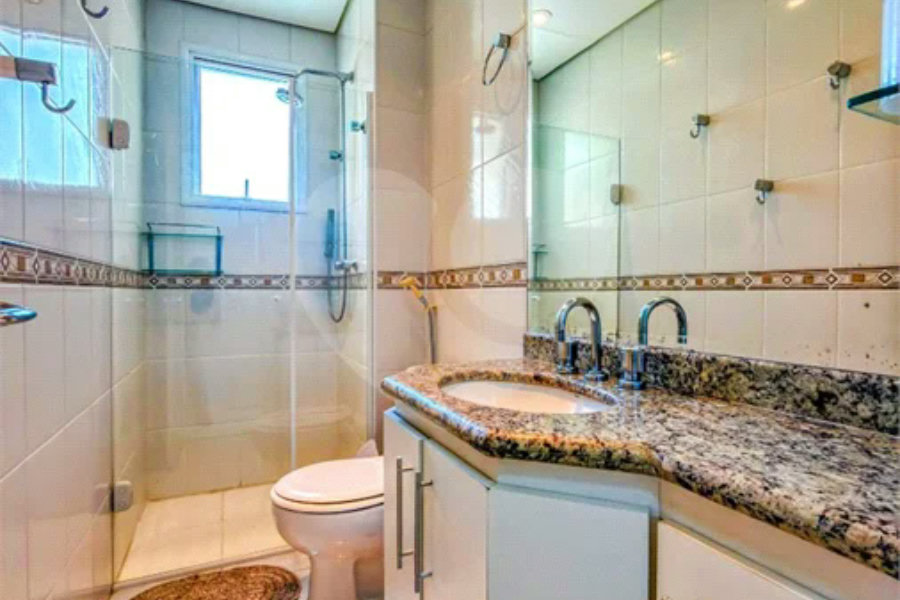 Apartamento à venda com 3 quartos, sendo 1 suíte,  em Riviera de São Lourenço, Bertioga, SP