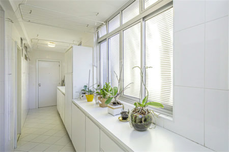Apartamento á venda em Higienópolis com 212m² 3 dormitórios 1 suíte 2 vagas