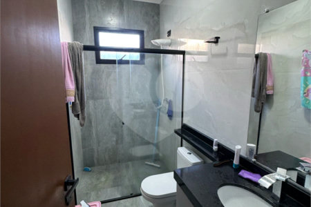 Casa à Venda no Bairro Santa Júlia – Ampla, Moderna e Bem Localizada