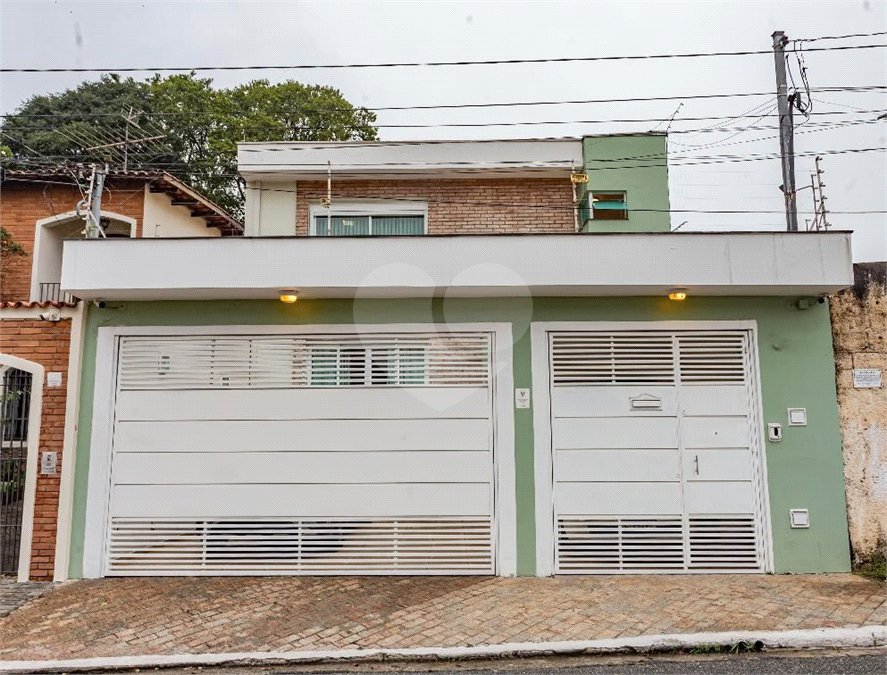 Casa á venda - Saúde alto padrão