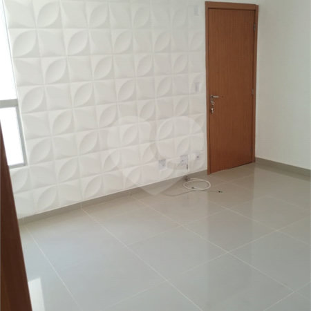 Apartamento à Venda no Condomínio Mont Everest