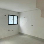Sobrado novo , com 230m² , 3 suítes , 4 vagas de garagem , à venda no Jardim Bela Vista , em Santo André.