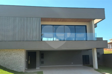 Casa Tipo Sobrado no Condomínio Santa Isabel - Louveira/SP