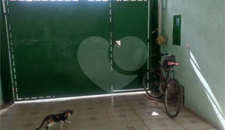 Casa à venda com 3 quartos, sendo 1 suíte, em Conjunto Habitacional Santa Angelina, São Carlos, SP