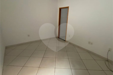 Casa para venda localizada no Jardim Medeiros