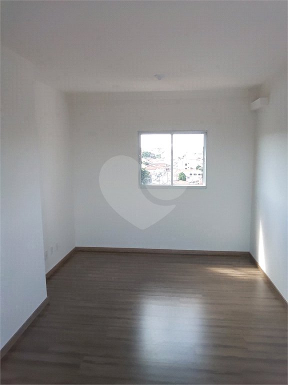Apartamento com 2 dormitórios.