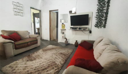 Casa à venda com 1 quarto em Vila Canero, São Paulo, SP