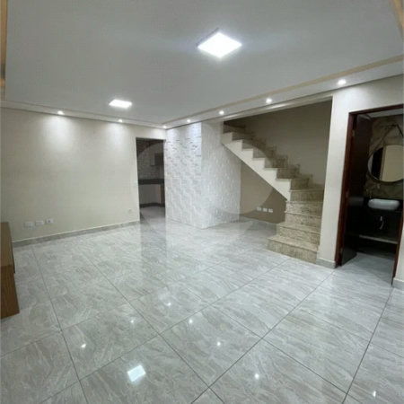 Casa para alugar com 3 quartos, sendo 1 suíte, no condomínio Florenz, Mogi das Cruzes - SP
