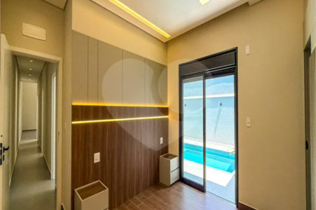 Casa Térrea Evidências - Indaiatuba/SP - R$ 1.950.000,00 - Área Total 307,33 m² - Área Construída 201,90 m² - TÉRREA - 03 suítes sendo a master com closet; Escritório; Lavabo; Cozinha com cooktop, forno, micro-ondas e coifa; Móveis planejados na hall de entrada, sala, escritório, cozinha, gourmet, s