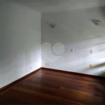 SOBRADO DE 426,0 M² COM 04 SUITES, SALÃO DE FESTAS, 06 VAGAS,06 BANHEIROS E PISCINA PARA LOCAÇÃO OU VENDA NO BARRO BRANCO