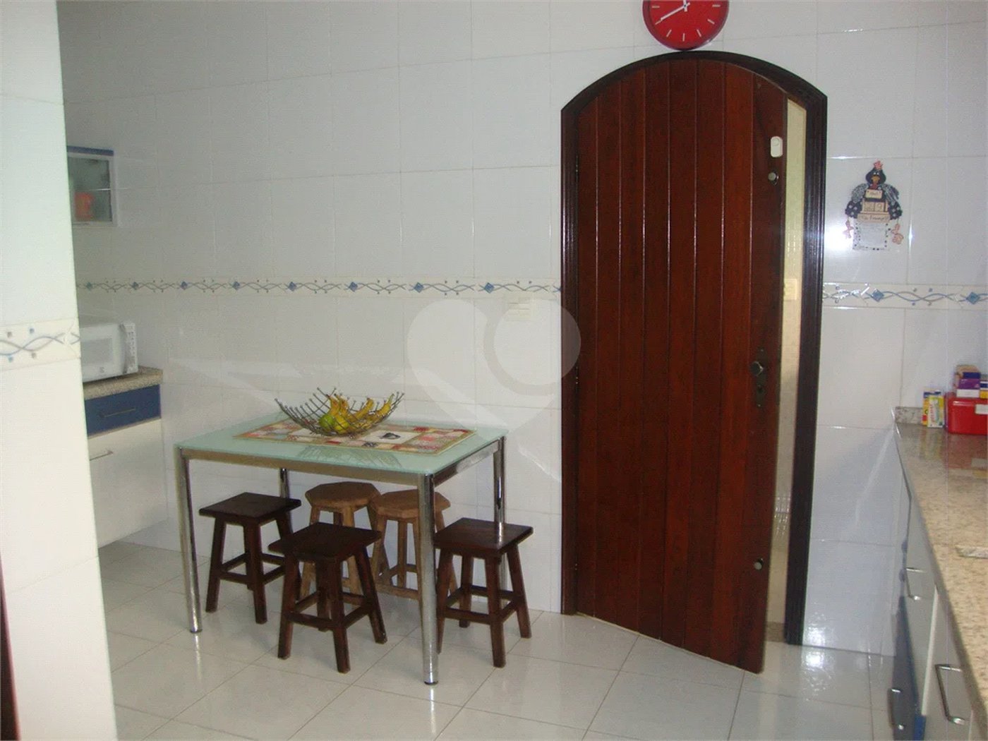 Chácara à venda com 5 quartos, sendo 2 suítes, em Jardim Arujá, Arujá, SP