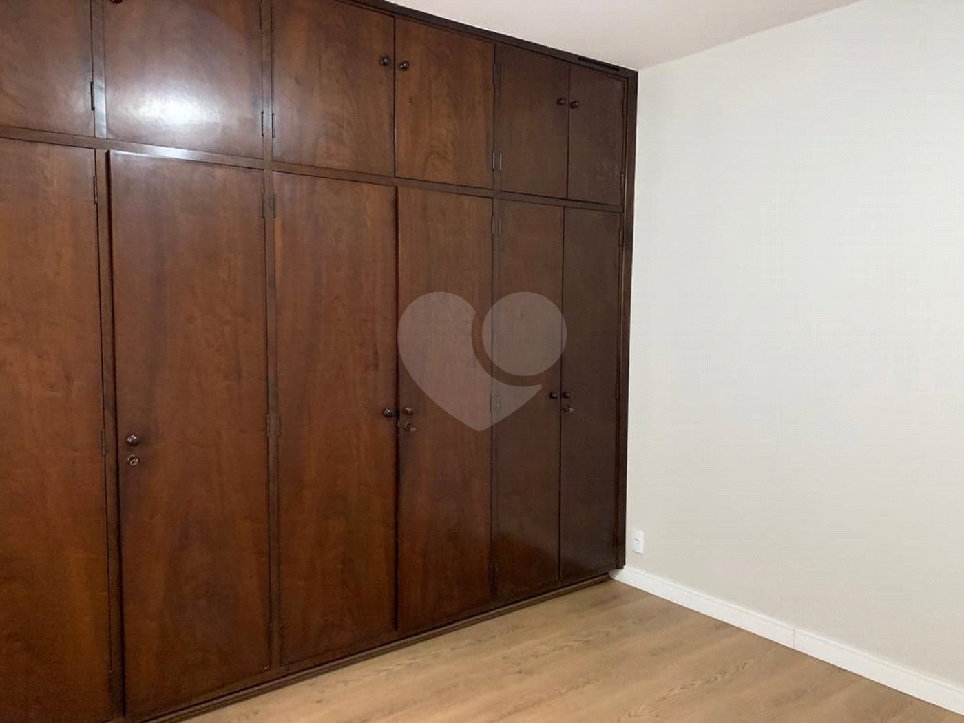 Casa térrea com 4 quartos á venda em Araras, São Paulo - SP