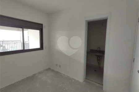 Apartamento novo com 129m² na Mooca com 2 suítes e 2 vagas.