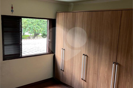 Casa Térrea à venda com 3 quartos, sendo 1 suíte,  em Socorro, São Paulo, SP
