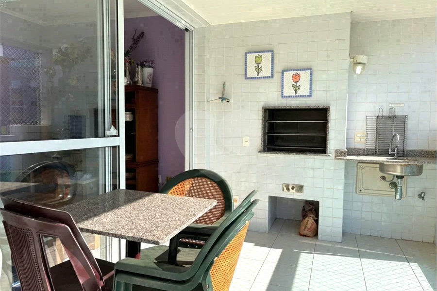 Apartamento à venda com 3 quartos, sendo 2 suítes, em Riviera de São Lourenço, Bertioga, SP