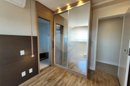 Apartamento à venda com 3 quartos, sendo 2 suítes, em Cambuci, São Paulo, SP