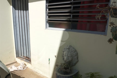 Casa Sobrado Residencial e Comercial no Maria Stella Fagá