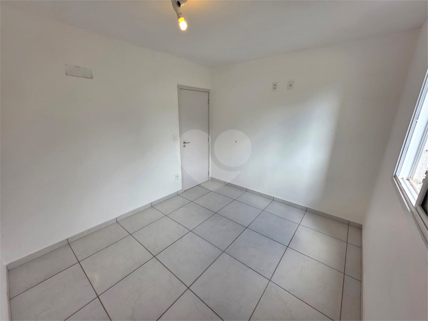 Apartamento 3 quartos i suíte e varanda Residencial Beatrice SPE