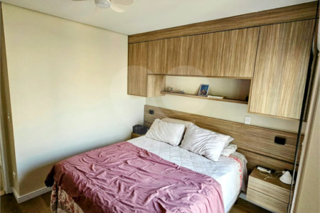 Apartamento à venda na Mooca com 73 m² com 3 dormitórios e 2 vagas. Aceita e estuda Permuta.