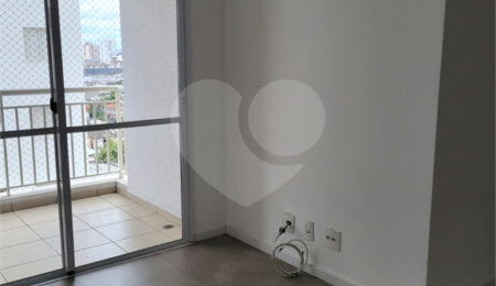 Apartamento à venda com 2 quartos, sendo 1 suíte,  em Bom Retiro, São Paulo, SP