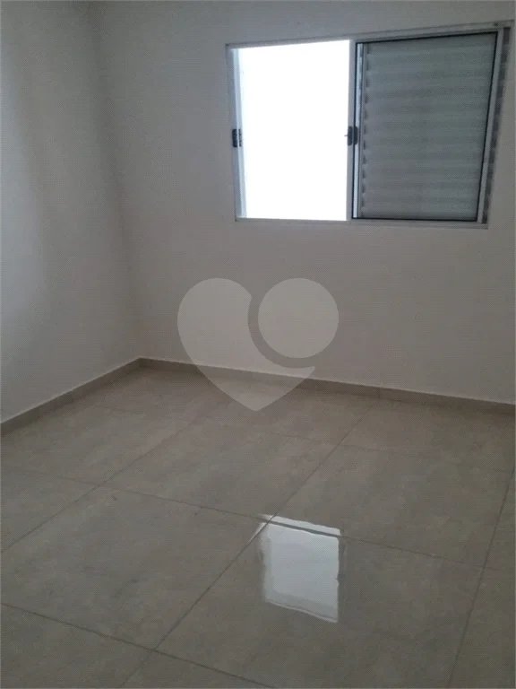 Excelente apartamento à venda, 2 quartos, ao lado do metrô Guilhermina-Esperança