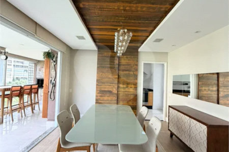 Apartamento à venda com 3 suítes em Vila Mariana, São Paulo, SP